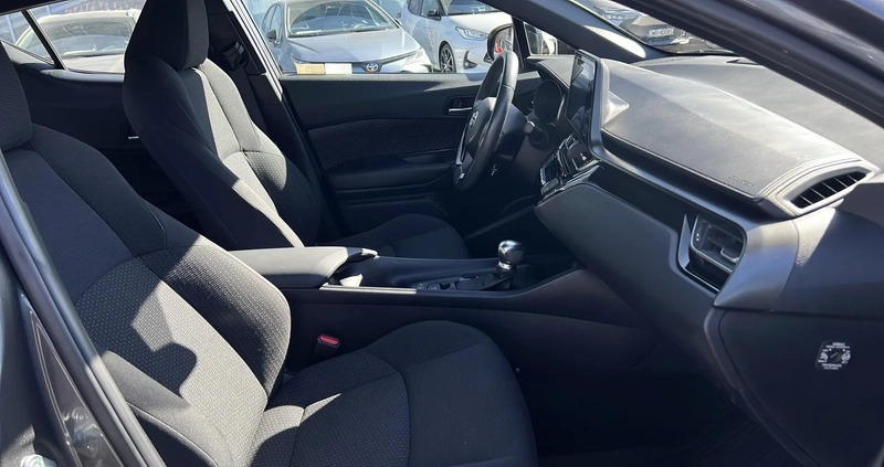 Toyota C-HR cena 86900 przebieg: 57884, rok produkcji 2017 z Ujście małe 352